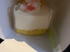 杨枝甘露慕斯切块-仟吉KenGee(兴荣街店)