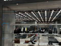 -BALENCIAGA(恒隆广场店)
