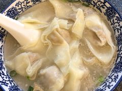 清汤抄手-春阳水饺(香槟广场店)