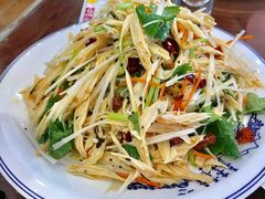-那家老院子东北菜·饺子·小鸡炖蘑菇(艳华街店)