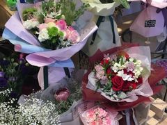 -谷莠子花艺气球派对·绿植造景·花艺沙龙(东海缤纷天地店)