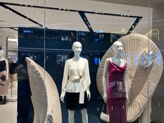 -URBAN REVIVO(七宝领展广场店)