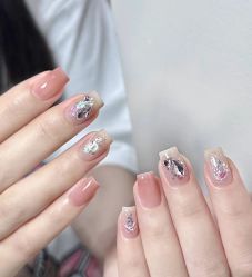 -LILY NAILS美甲美睫