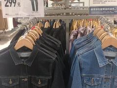 -优衣库(上海金桥太茂店)
