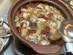 -东记炭炉·海鲜鸡煲(龙华店)