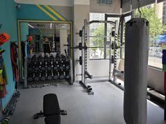 -滨力健身俱乐部