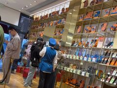-VENCHI 闻绮(上海佛罗伦萨小镇店)