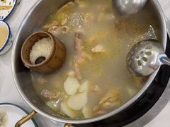 -朴小妹人参鸡汤火锅(长白山万达店)