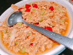 特色虾皮臭豆腐-老头儿油爆虾·知味杭州(爱琴海购物中心)