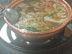 -银同牦牛肉火锅