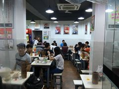 大堂-蜀串香牛杂火锅串串
