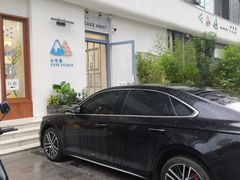 -山与蓝·轻糖鲜果蛋糕(勒泰店)