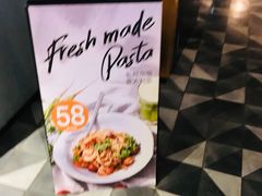 -Wagas沃歌斯(百盛优客店)