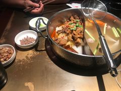 特色鲜牛腩鸳鸯锅-左庭右院鲜牛肉火锅(新梅广场店)