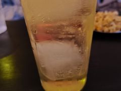 -Mx.cocktail bar