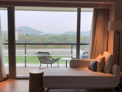 -上海佘山世茂艾美酒店