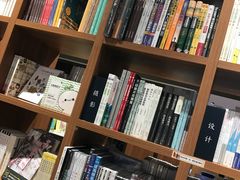 -百新书局(尚悦湾店)