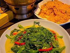 -大头虾越式风味餐厅(光明广场店)