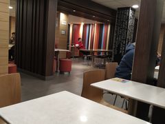 -麦当劳(乳山路店)