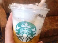 -星巴克臻选(南京金茂览秀城店)