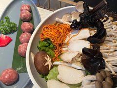 鲜杂菇拼盘-捞神煲汤火锅(湖滨商业街店)