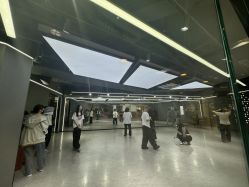 -5KM舞蹈街舞工作室