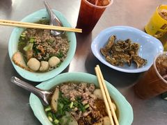 -榮泰米粉湯(Left Shop)