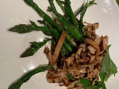 黑松露酱炒笋衣-大董(环贸iapm店)