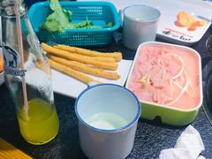 -两三事小郡肝串串香火锅(桂庙店)