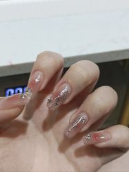 -瞧·享轻奢美甲美睫
