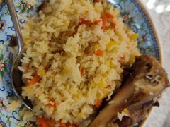 -汗腾格里·风味餐厅(新疆驻京办店)