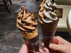 软巧克力冰淇淋蛋筒-GODIVA(王府井apm店)
