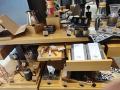 -星巴克臻选(上海合生汇1F店)