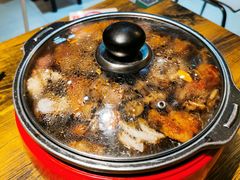 -吉吉向上炭烤鸡肉煲(大学城店)