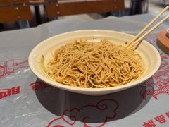 -肥肥虾庄·金牌油焖大虾(杨园滨江时代walk店)