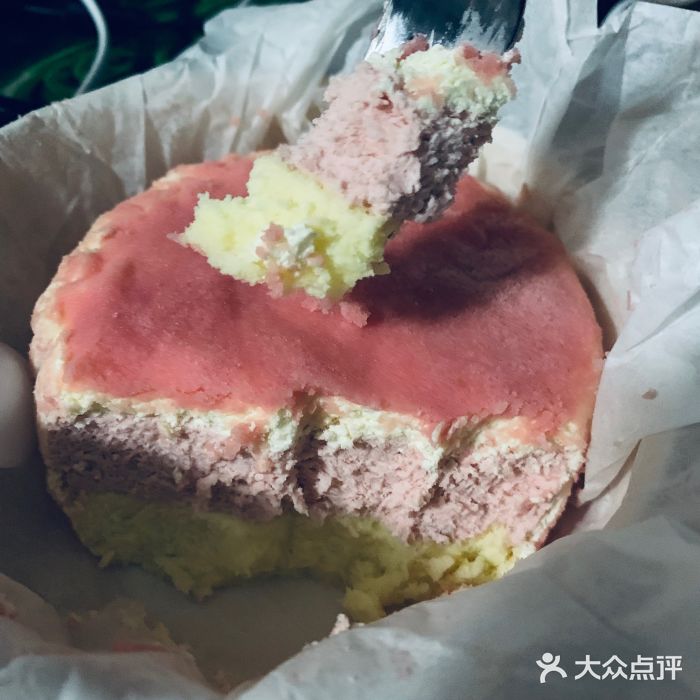 好利来(团结湖店)玫瑰双层芝士蛋糕图片