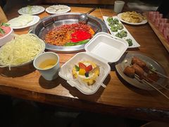 -城墙拐拐火锅(三峡广场黑金冠店)