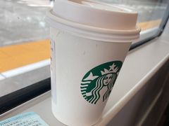 -星巴克(上海虹桥站2A检票口)