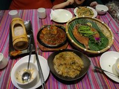 -香巴拉云南餐厅(华莱坞店)