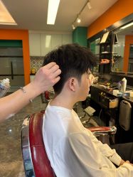 -鸿運 BARBER SHOP男士理发馆