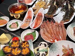 -雍容荟帝王蟹活龙虾展台自助(IFS黑金店)