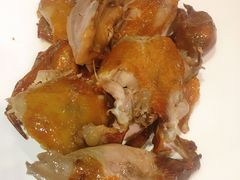 手撕乳鸽-琬苑鸽庄·川粤融合菜(解放碑总店)
