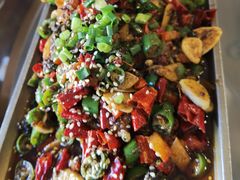 孜然脑花-石磨豆花家常菜·牦牛排土火锅