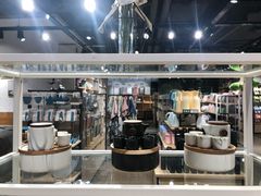 -hotwind热风(民盈山国贸店)