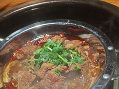 -大众跷脚牛肉馆·非遗传承单位(峨眉山店)