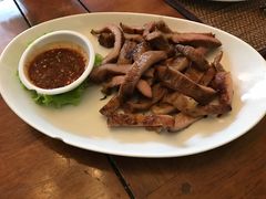 猪颈肉-自然餐厅(Phuket)