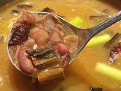 -酤居湖景音乐餐吧(安宁店)