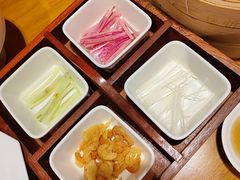 -乐忻皇朝(上海中心大厦店)