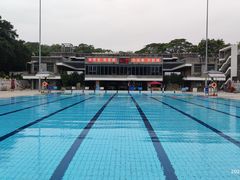 -越秀山游泳场