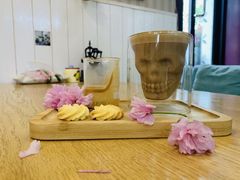 -Rabbit Cafe私房西餐甜点咖啡(栖霞路店)